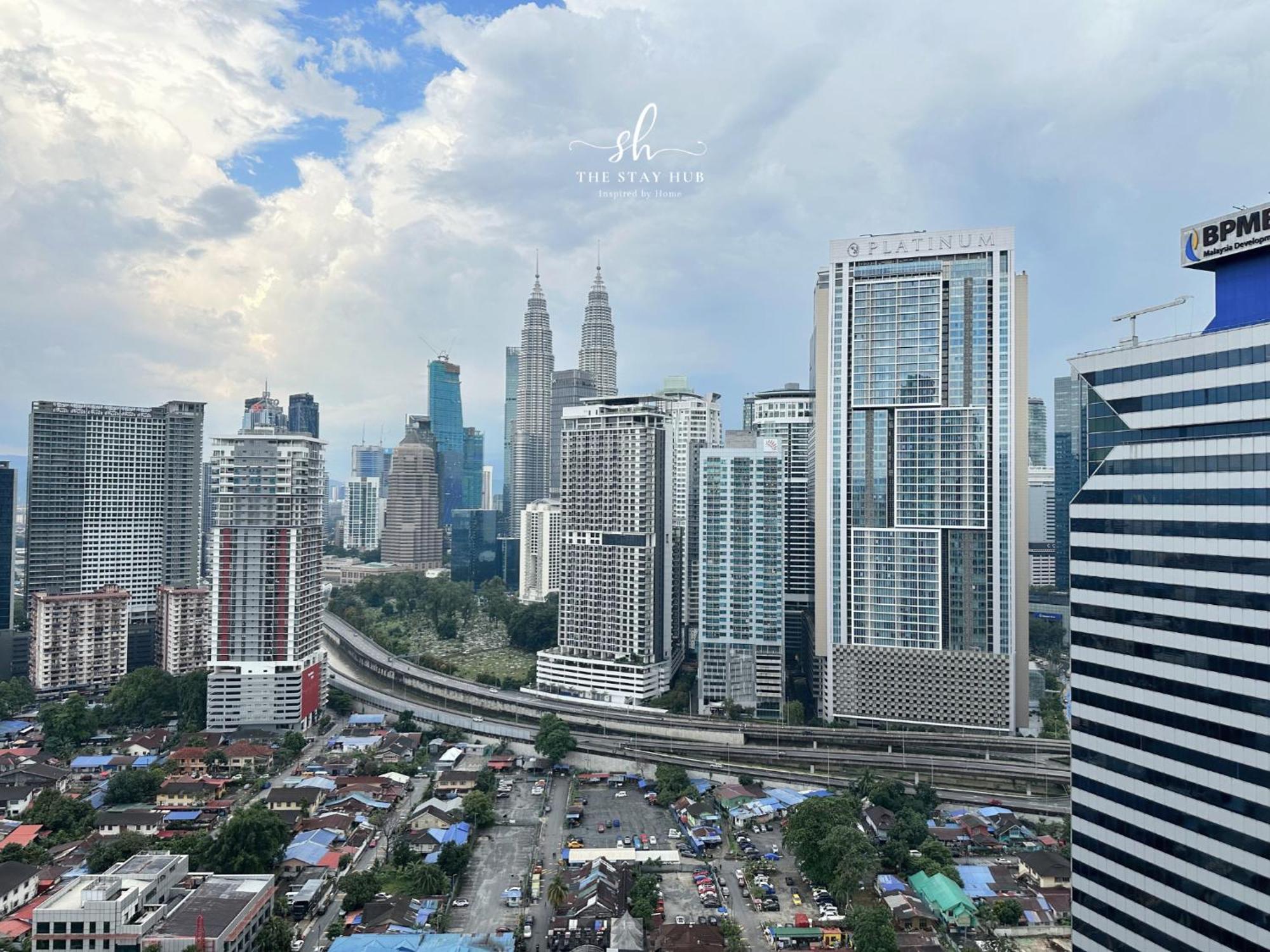 Апартаменти The Luxe Klcc View Sky Pool Куала-Лумпур Екстер'єр фото