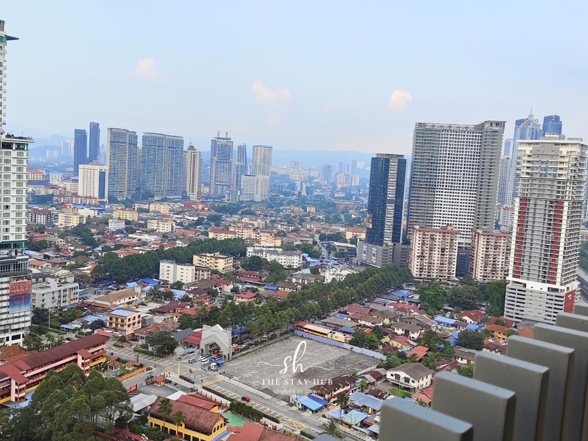 Апартаменти The Luxe Klcc View Sky Pool Куала-Лумпур Екстер'єр фото